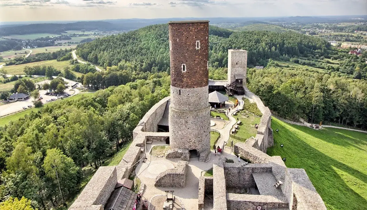 Zamek w Chęcinach i Krzemionki Opatowskie