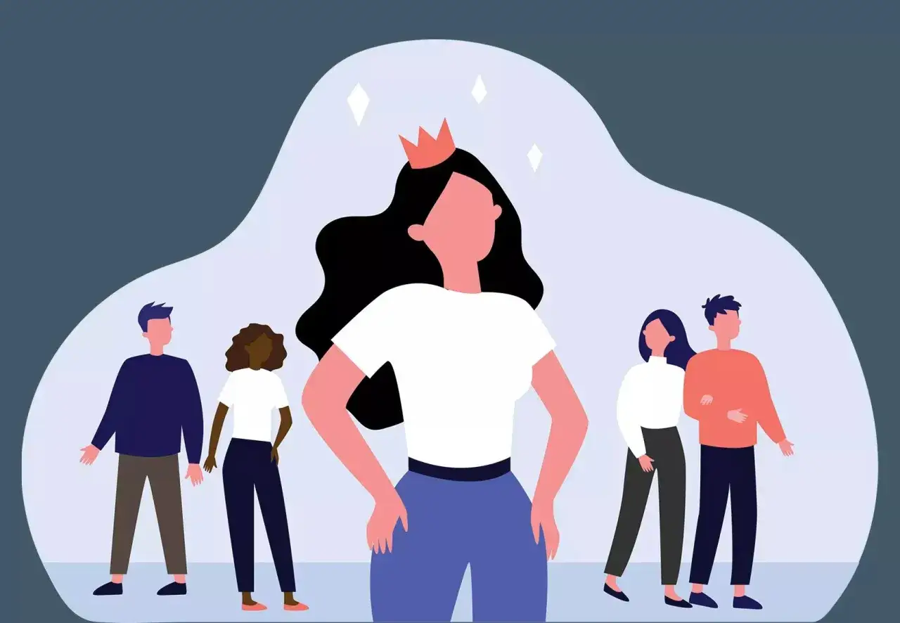 Una donna con una corona, al centro, circondata da altre persone. Rappresenta il significato di egocentrico.