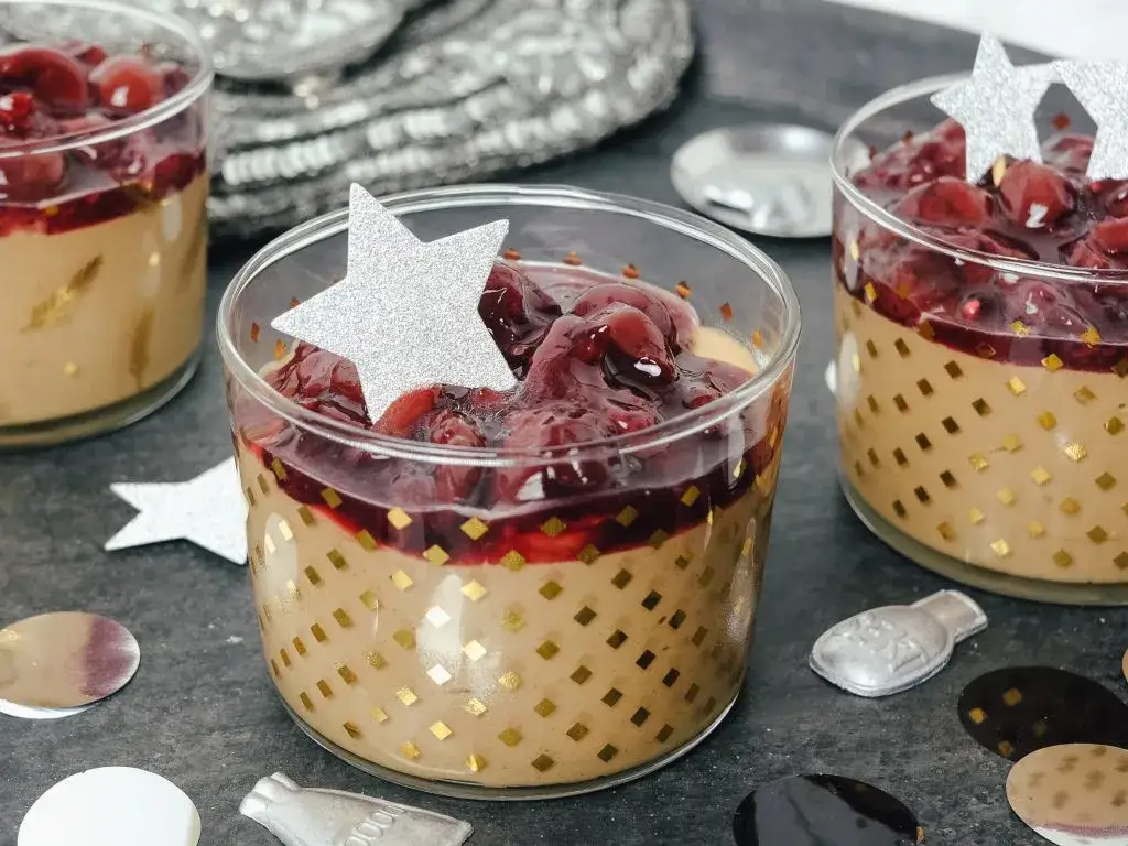 Silvester Dessert im Glas verschiedene