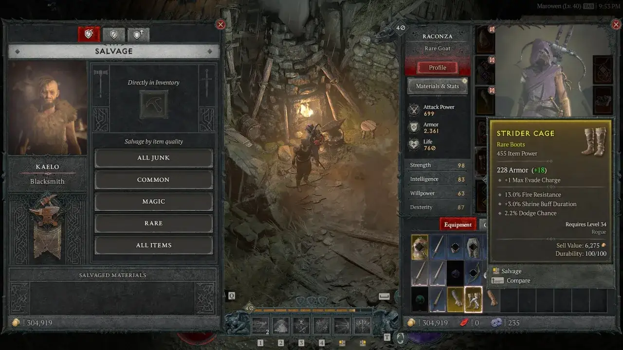 Interfejs Diablo 4 z opcjami kuźni i ekwipunkiem. Gracz przegląda przedmioty, szukając najlepszych aspektów do swojej postaci.