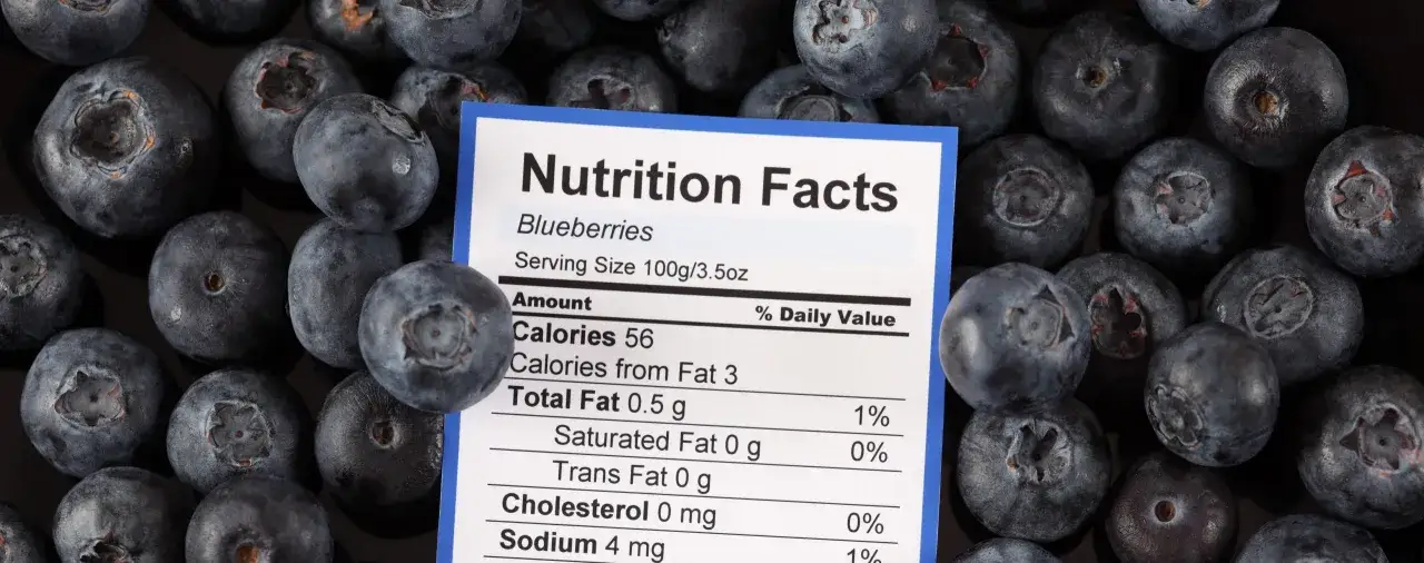 Bor&oacute;wki są dobre dla zdrowia, bogate w antyoksydanty. Na etykiecie wartości odżywcze: 56 kcal w 100g.