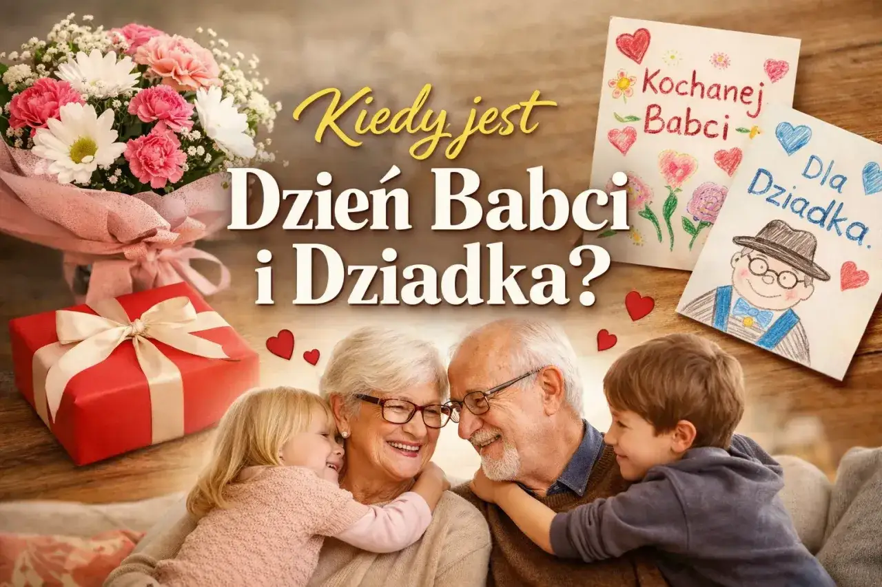 Uśmiechnięci dziadkowie przytulani przez wnuki. Bukiet kwiatów i prezent symbolizują Dzień Babci i Dziadka.