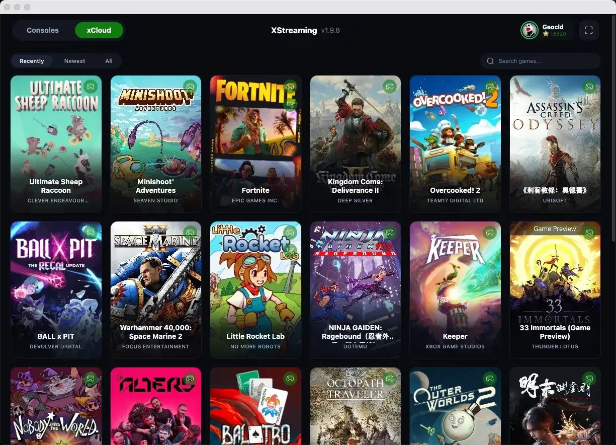 Interfejs aplikacji do streamingu gier, z widocznym menu i kafelkami gier. Możliwość grania w gry na Linuxie przez GeForce Now.