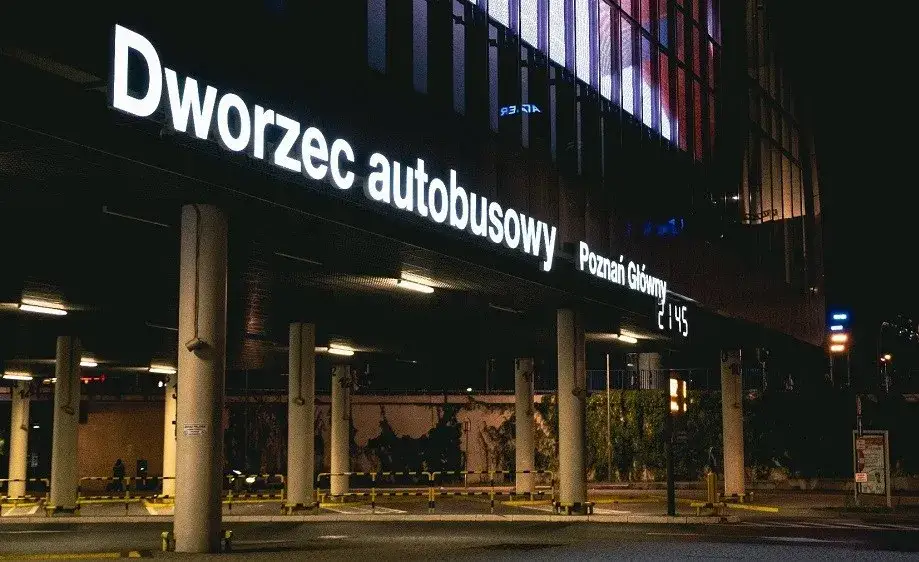 Przystanek autobusowy Poznań Główny lub okolice