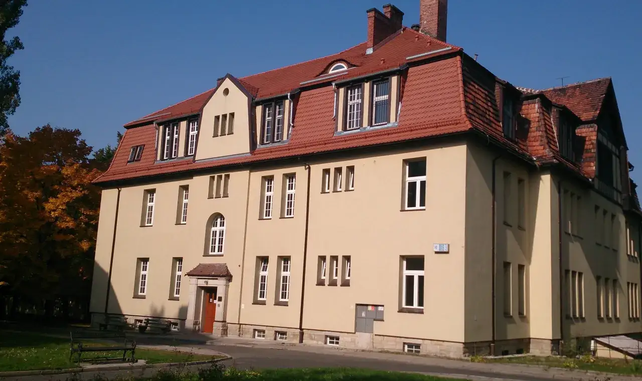 Szpital Psychiatryczny Bolesławiec budynek główny