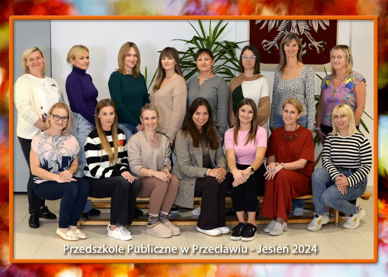 przedszkole publiczne grupa dzieci nauczyciel