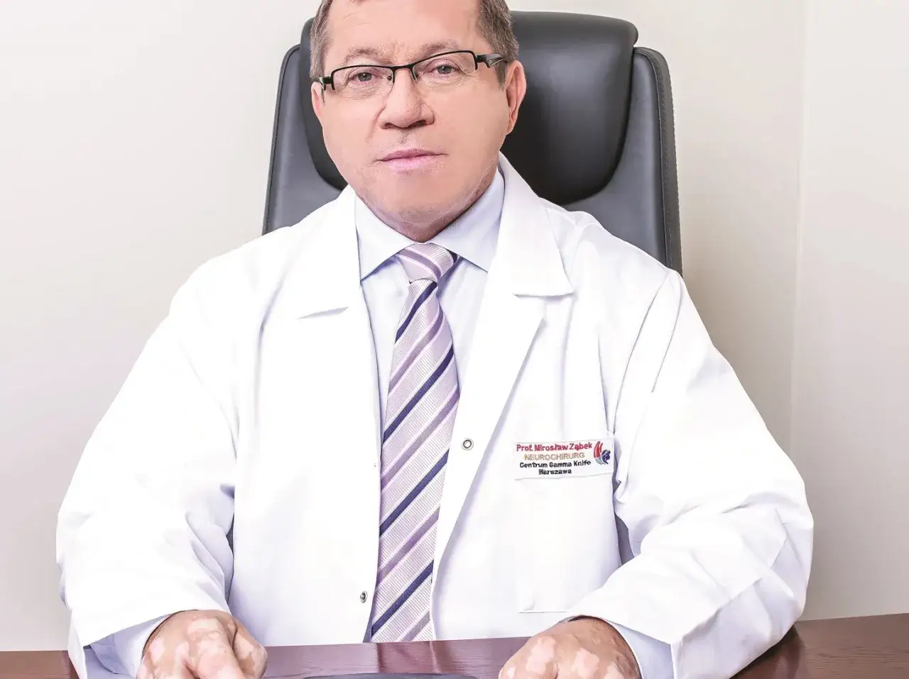 Profesor Mirosław Ząbek neurochirurg