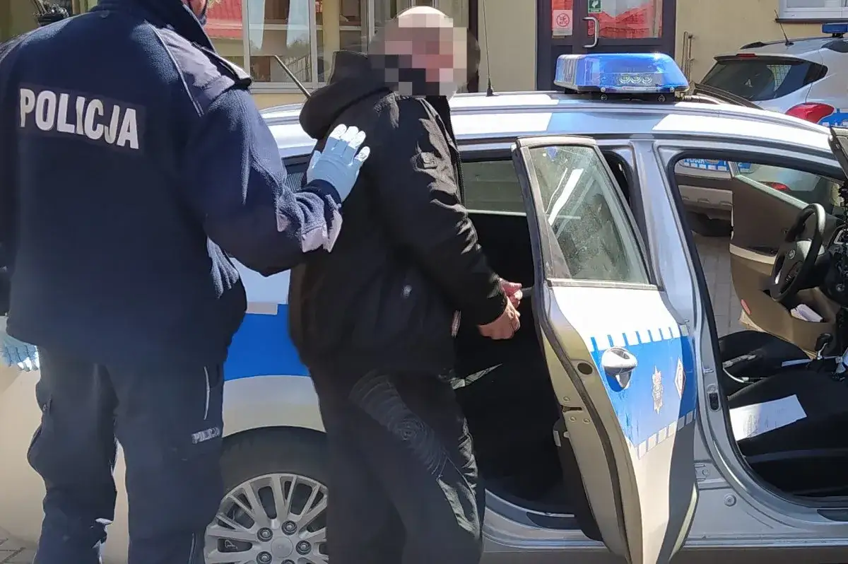 Policja interwencja przemoc domowa
