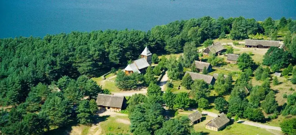 Skansen Wdzydze Kiszewskie widok ogólny