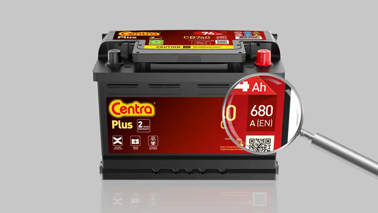 Akumulator Centra Plus 74 Ah, z powiększeniem pokazującym 680 A (EN). Idealny do pojazdów z systemem Start-Stop.