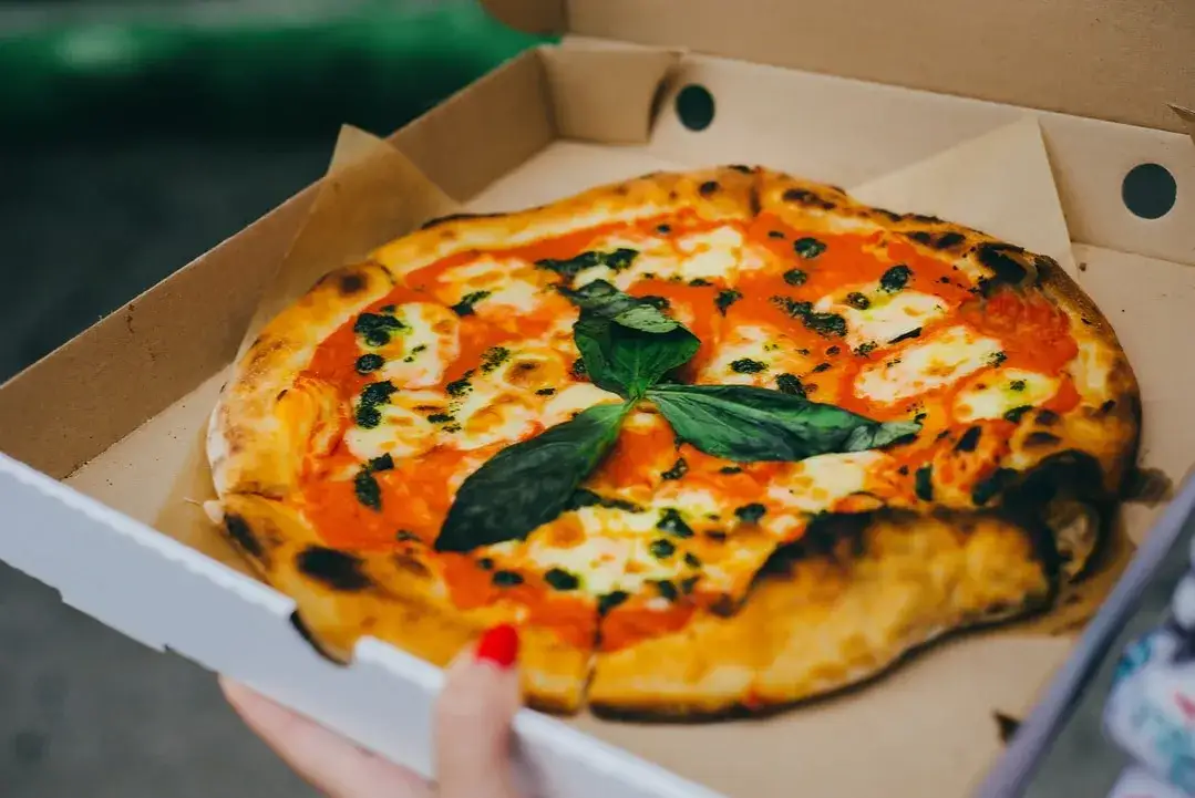 jak zmniejszyć kaloryczność pizzy