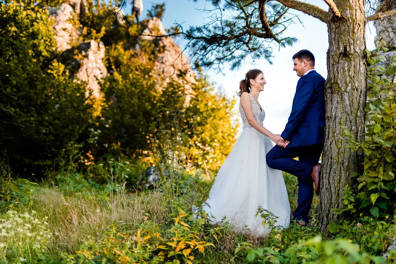 fotograf ślubny z zapasowym sprzętem, backup zdjęć
