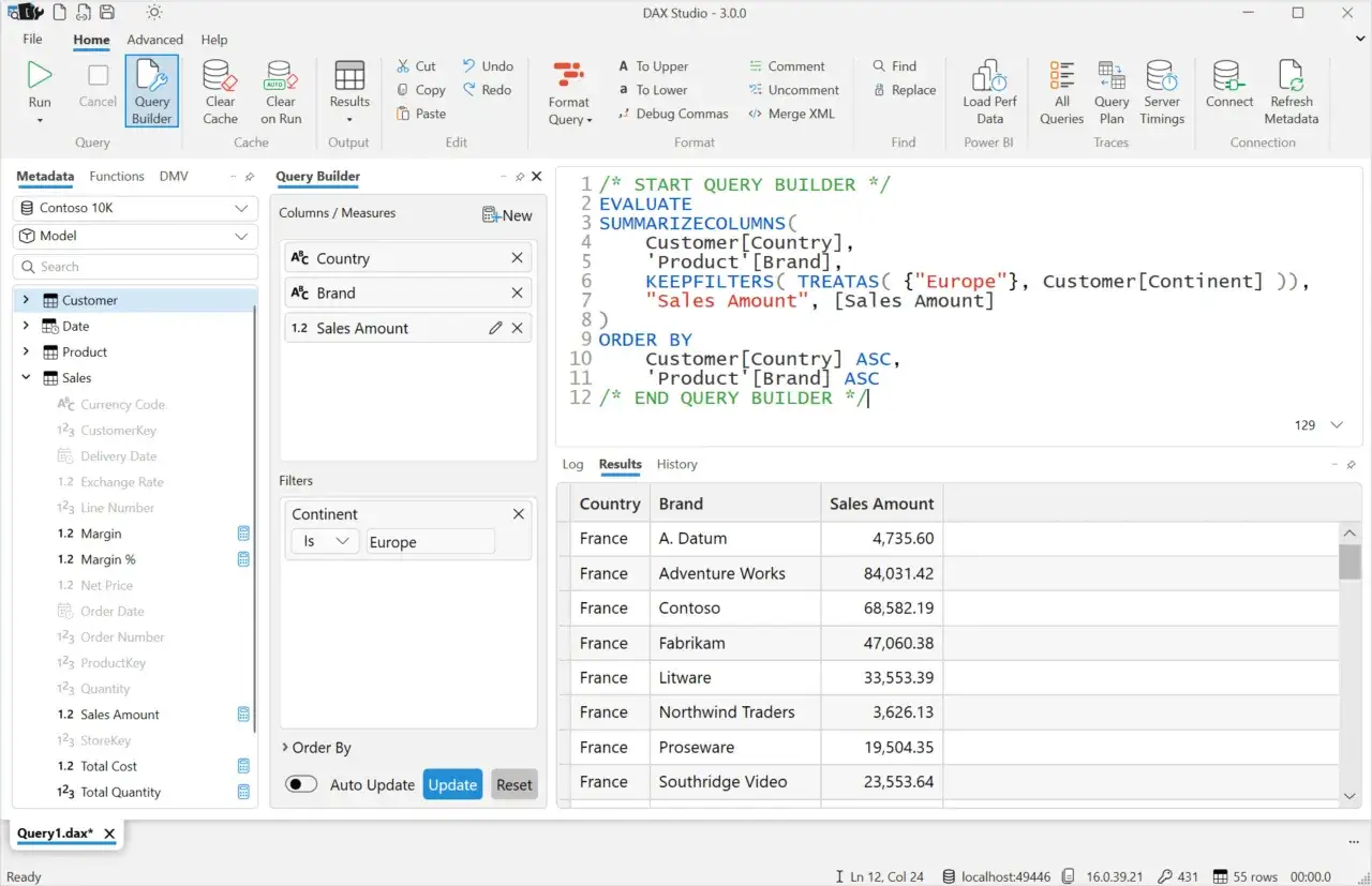 Interfaccia di DAX Studio con un query builder attivo, che mostra la selezione di colonne e filtri per il continente