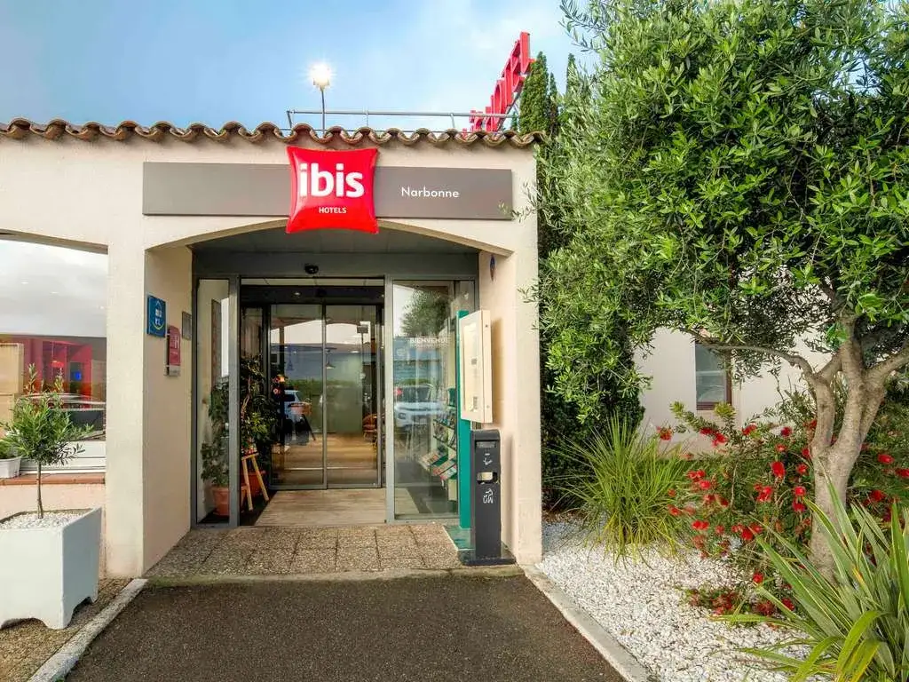 Hôtel Ibis Narbonne extérieur