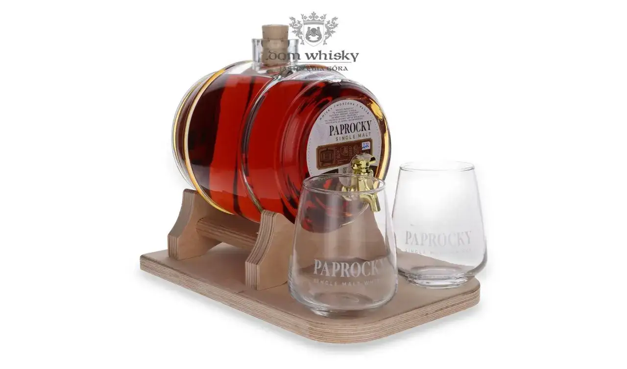 Zestaw z whisky Paprocky Single Malt w kształcie beczki, z kranikiem i dwoma kieliszkami. To jest właśnie to, co to jest single malt!