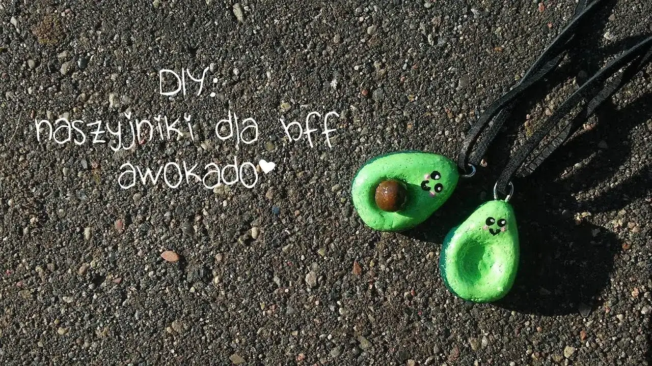 r&oacute;żne wzory naszyjnik&oacute;w przyjaźni DIY