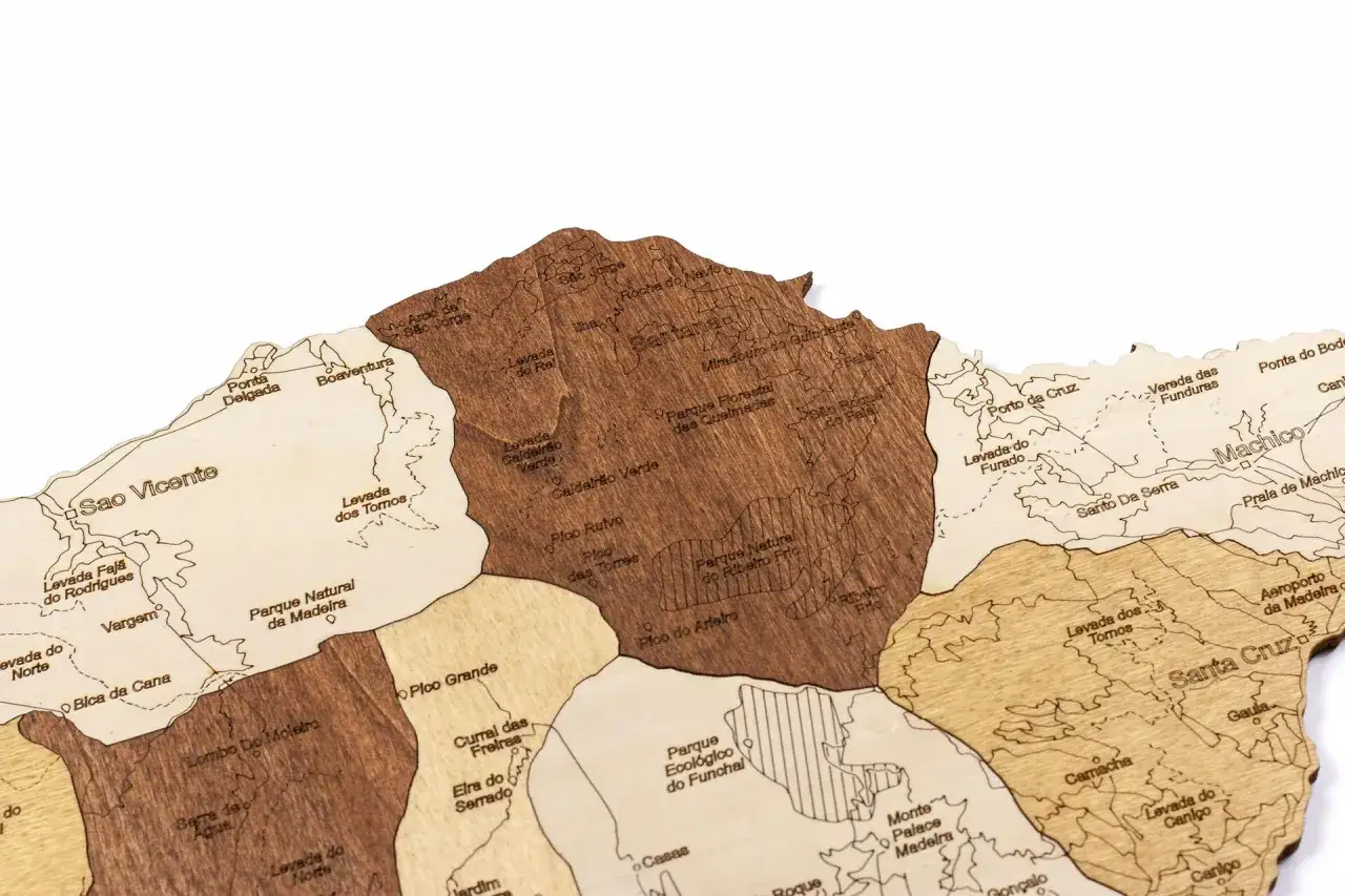 Mapa Madery z zaznaczonymi regionami klimatycznymi