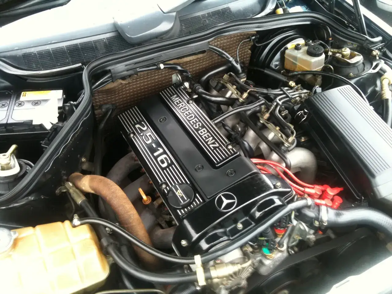 silnik M102 Mercedes W124
