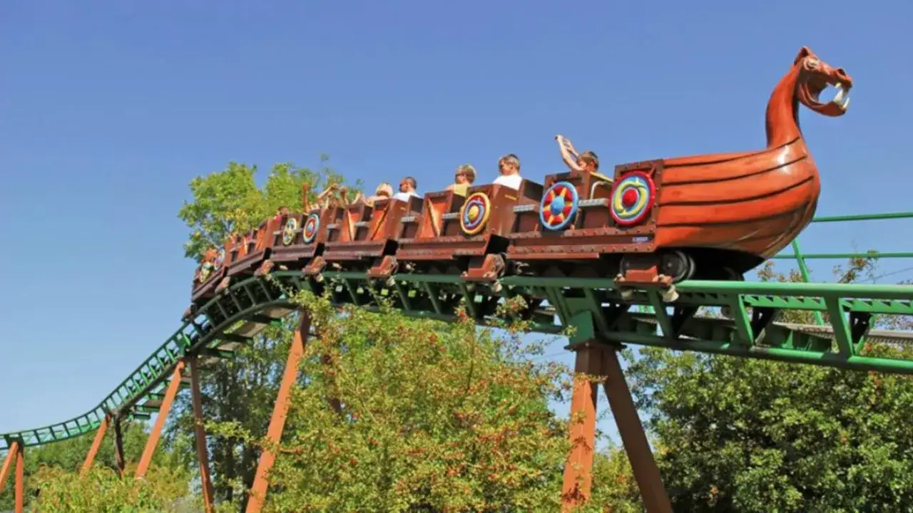 Festyland parc d'attractions vue générale