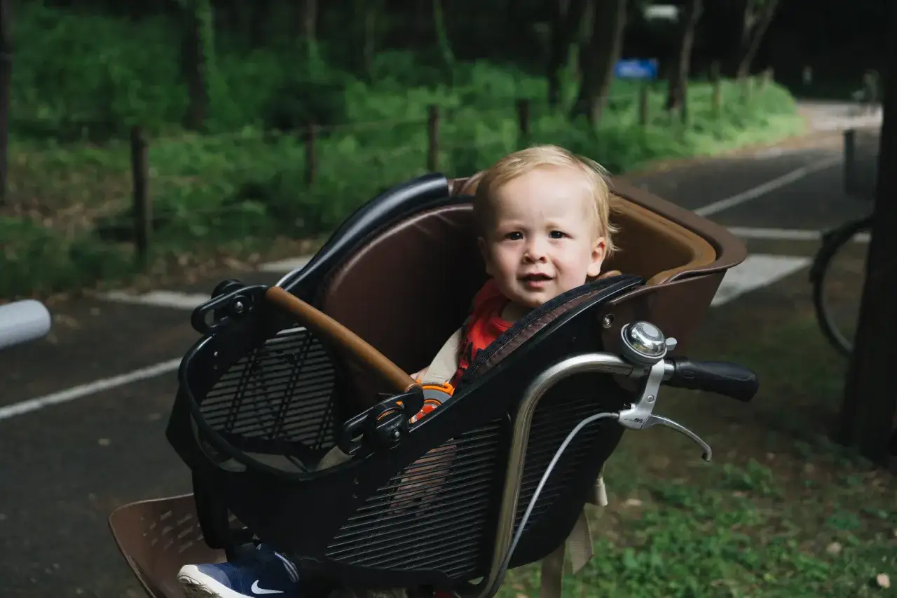 Fahrradkindersitz vorne und hinten Vergleich