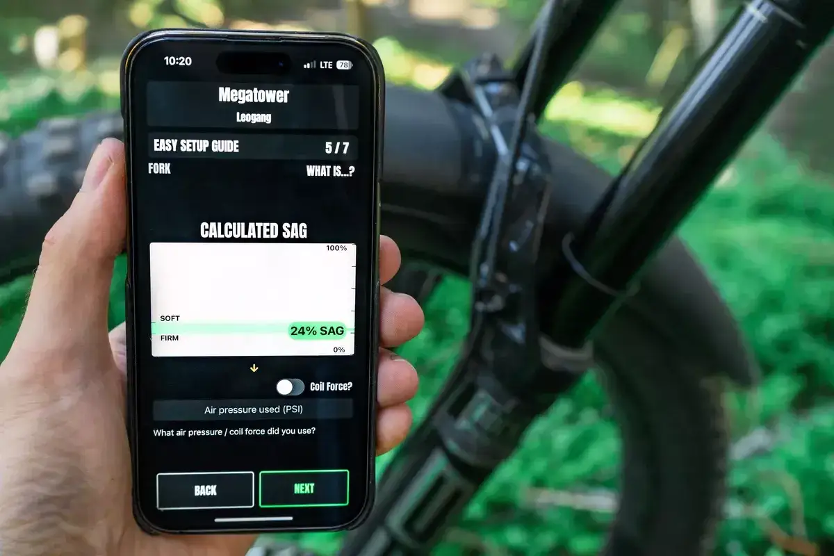 Phone app showing 24% mtb fork sag calculation.