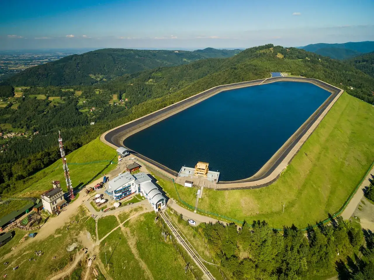 G&oacute;ra Żar zbiornik elektrowni szczytowo-pompowej