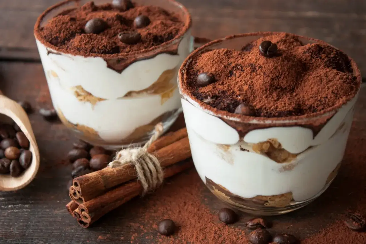 Zdjęcie Jakie biszkopty do tiramisu? Odkryj najlepsze opcje dla idealnego deseru