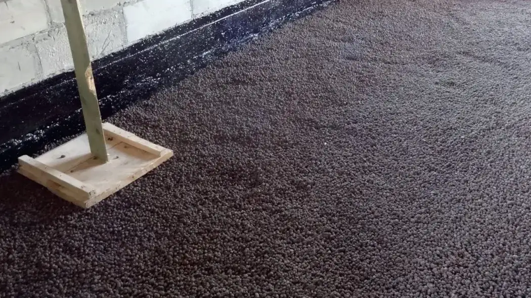 Zdjęcie Z czego podłoga na gruncie? Kluczowe materiały i ich funkcje