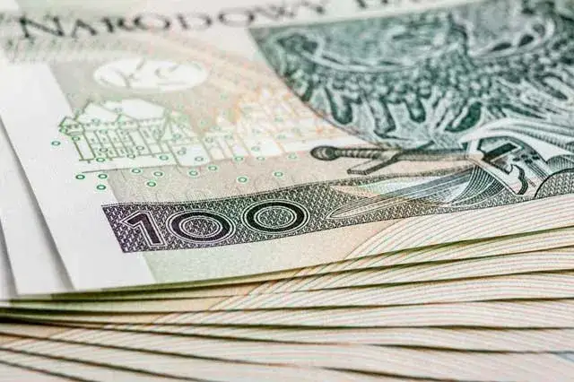 Zdjęcie Ile zarabia inspektor w spółdzielni mieszkaniowej? Zaskakujące fakty o wynagrodzeniach