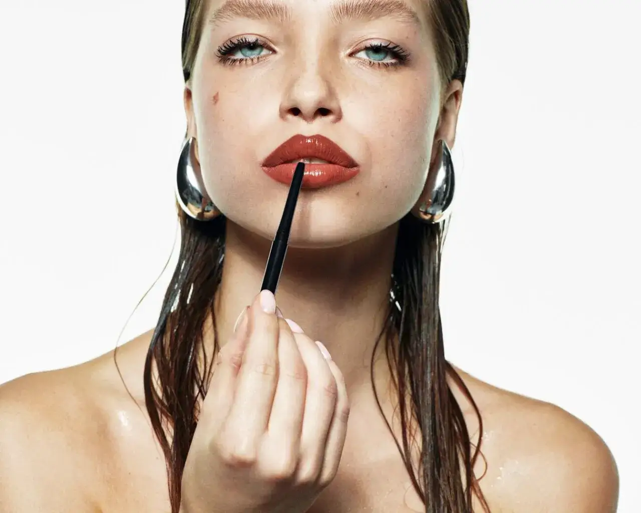 Zdjęcie Make-up Pinsel: Dein Guide für makellosen Look & perfekte Pflege