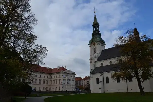 Zdjęcie Gdzie leży Kaliniec z Nocy i Dni? Odkryj jego prawdziwą lokalizację