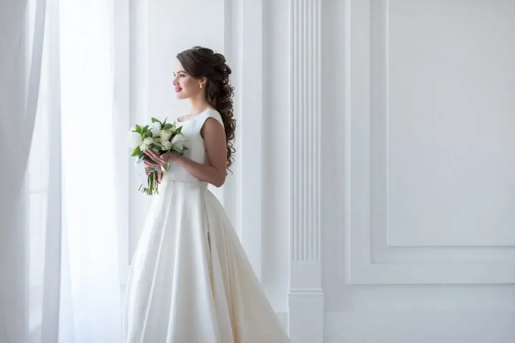 Zdjęcie Jaką halkę do sukni ślubnej typu A wybrać, by wyglądać idealnie?
