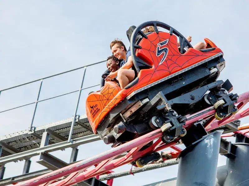 Zdjęcie Ahorra en Parque de Atracciones Madrid: Precios, ofertas y trucos