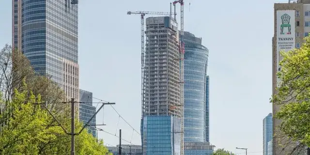 Zdjęcie Ile kosztuje budowa wieżowca? Zaskakujące fakty i koszty w Polsce