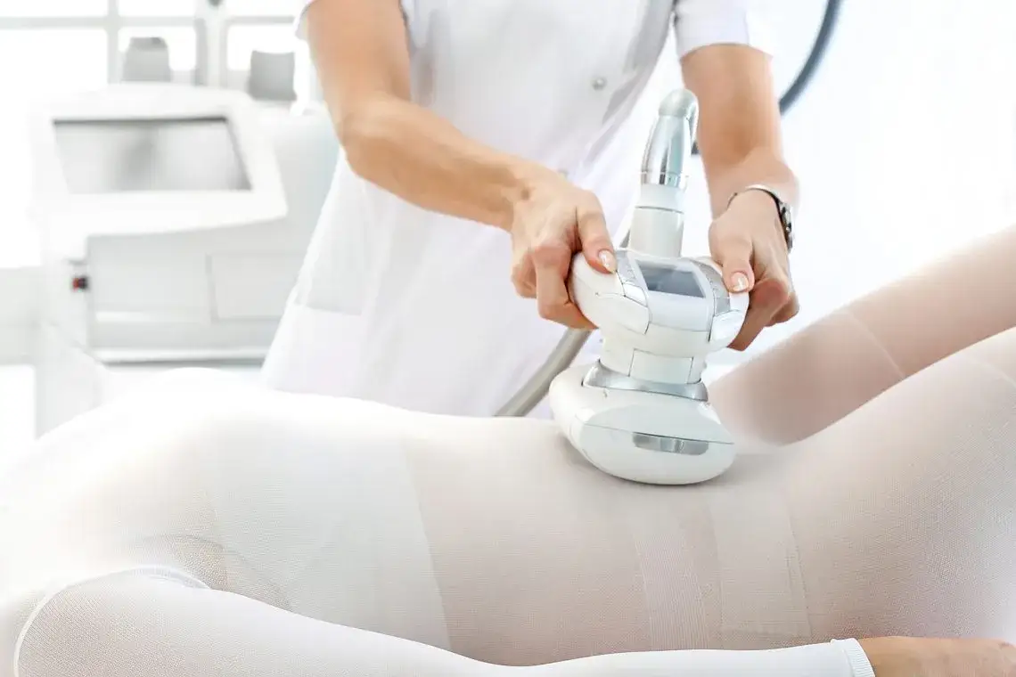 Zdjęcie Czy endermologia jest bezpieczna? Poznaj ryzyko i przeciwwskazania