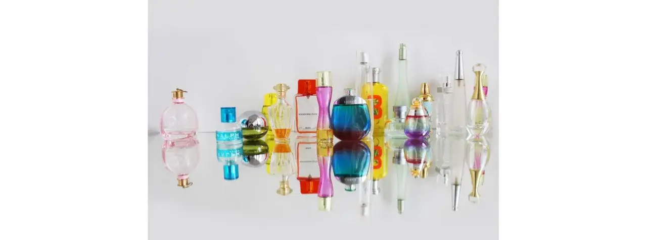 Zdjęcie Woda perfumowana czy woda toaletowa jest mocniejsza – poznaj różnice
