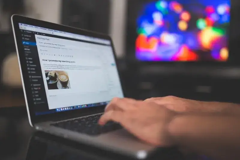 Zdjęcie Jak zakończyć bloga po angielsku - skuteczne strategie i przykłady zakończeń