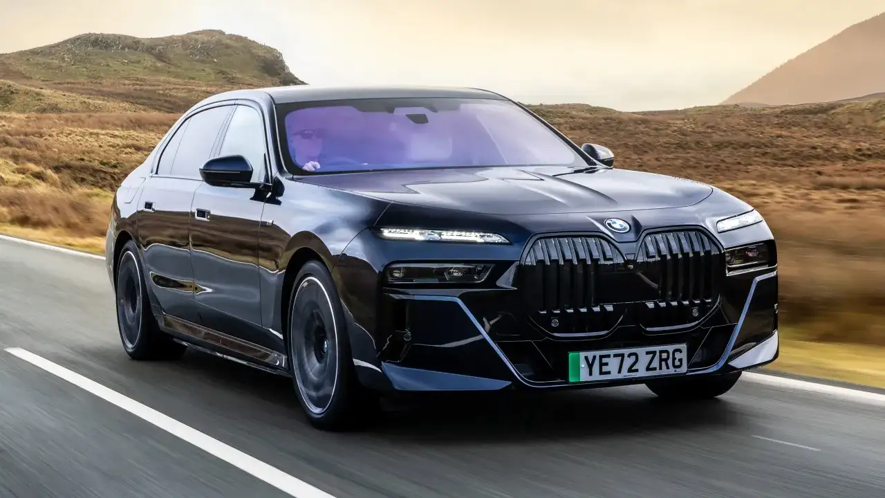 Zdjęcie BMW Serii 7 – luksus, technologie i osiągi w jednej limuzynie