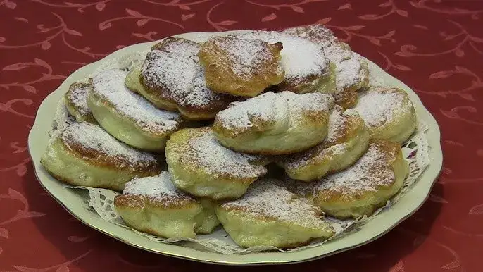 Zdjęcie Jak przygotować racuchy drożdżowe z serem, by były super puszyste?