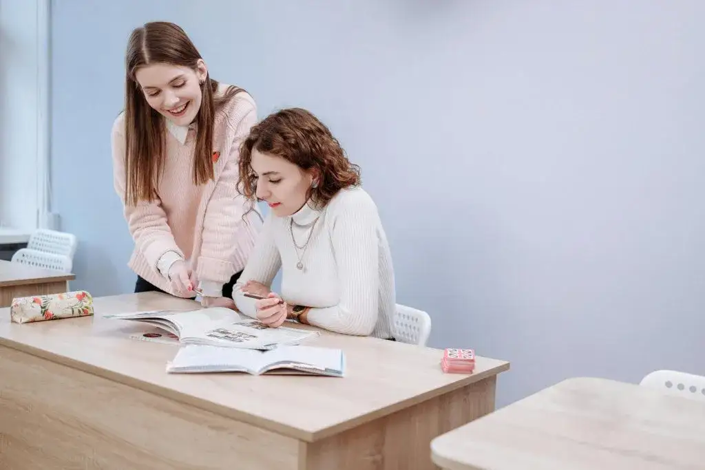 Zdjęcie Jak zostać nauczycielem po studiach podyplomowych i uniknąć pułapek