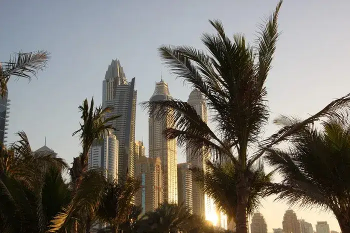 Zdjęcie Ile trwa lot do Dubaju z Poznania? Sprawdź czas przelotu i więcej