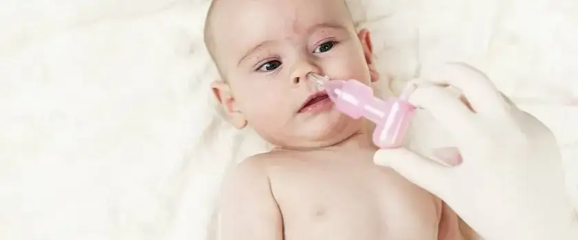 Zdjęcie Jak zapobiec ulewaniu przez nos u niemowlaka - skuteczne metody