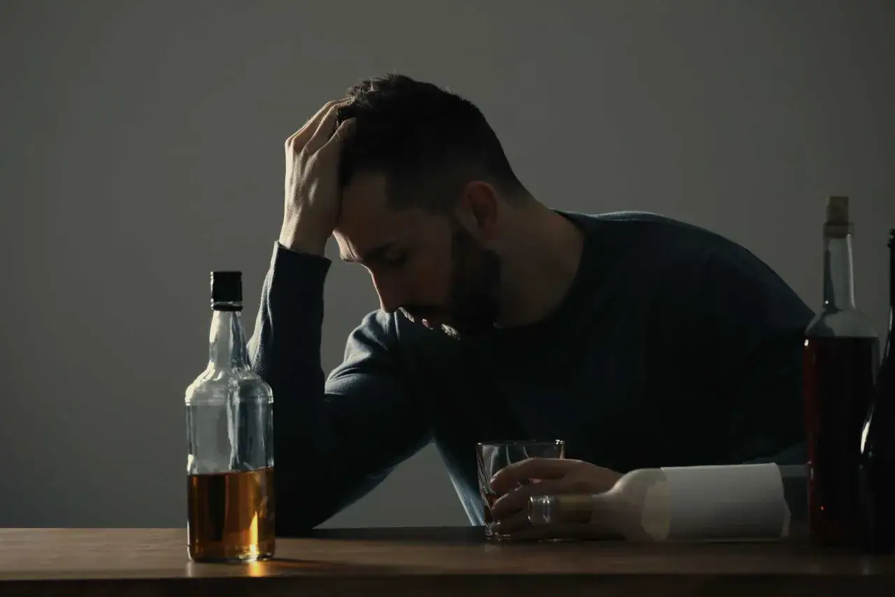 Zdjęcie Praca pod wpływem alkoholu: kary i odpowiedzialność w kodeksie wykroczeń