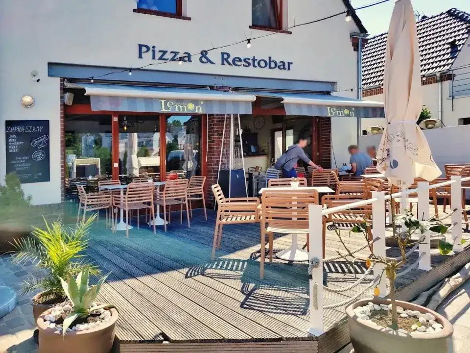 Zdjęcie Gdzie zjeść w Mosznej? Najlepsze restauracje i lokale gastronomiczne