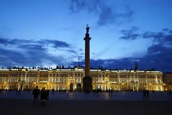 Zdjęcie Na czym polega zjawisko białych nocy? Zaskakujące fakty i znaczenie