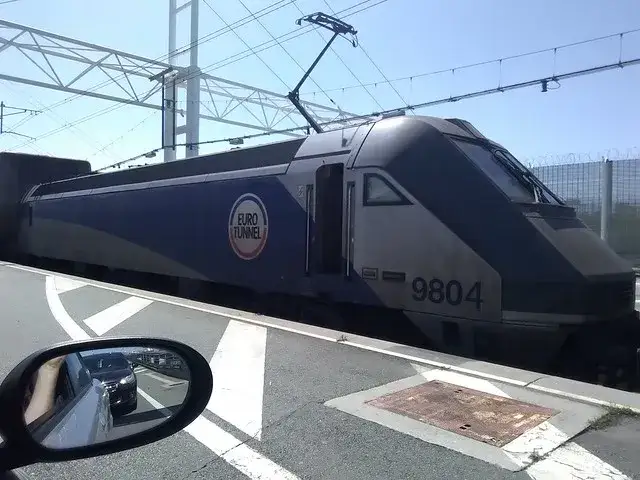 Zdjęcie Eurotunel czy prom &ndash; co wybrać, aby zaoszczędzić czas i pieniądze?