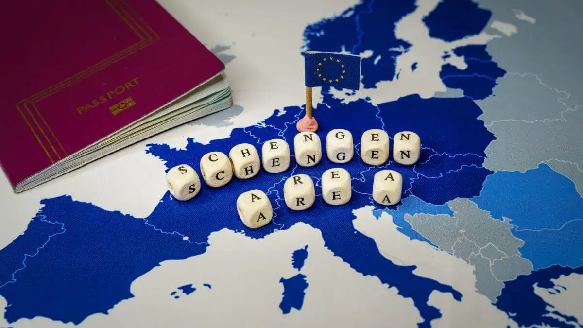 Zdjęcie Jakie kraje są w strefie Schengen? Sprawdź, aby uniknąć problemów podróżnych