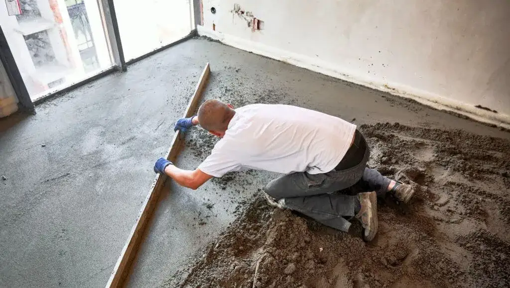 Zdjęcie Ile worków wylewki na 1m2? Oblicz dokładnie i uniknij strat