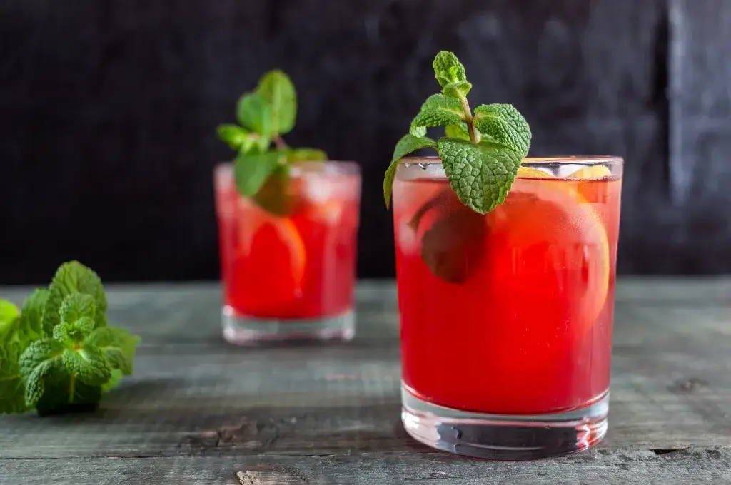 Zdjęcie Najlepsze drinki z tonikiem, które zaskoczą Twoich gości