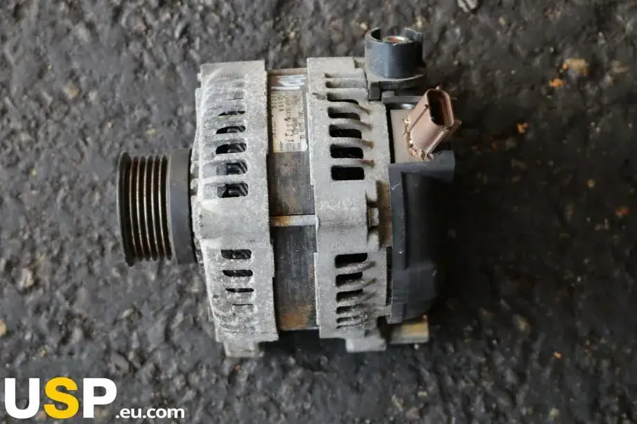 Zdjęcie Objawy awarii alternatora w Volvo V50 – jak rozpoznać i uniknąć kosztownych napraw